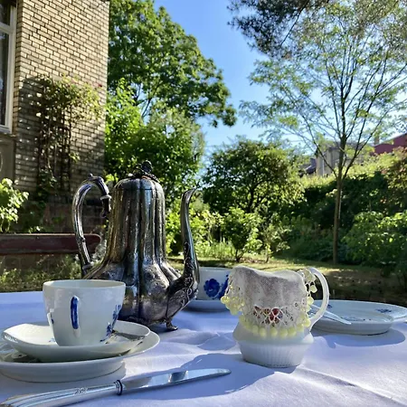 ベッド・アンド・ブレックファスト Hartmann 3*