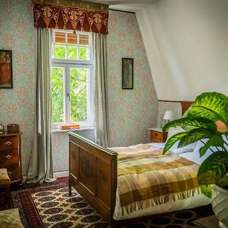 Alojamento de Acomodação e Pequeno-almoço Hartmann 3*